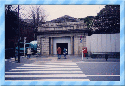 博物館動物園駅